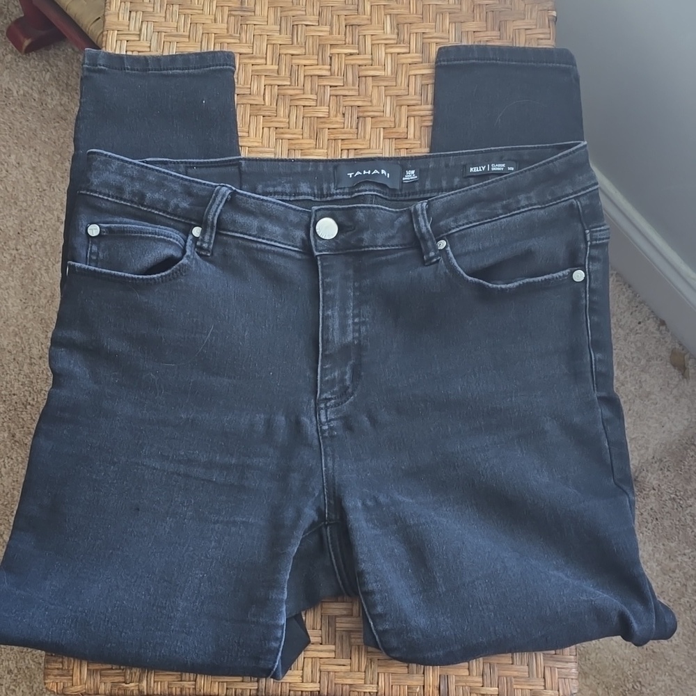 Tahari Kelly classic skinny jeans